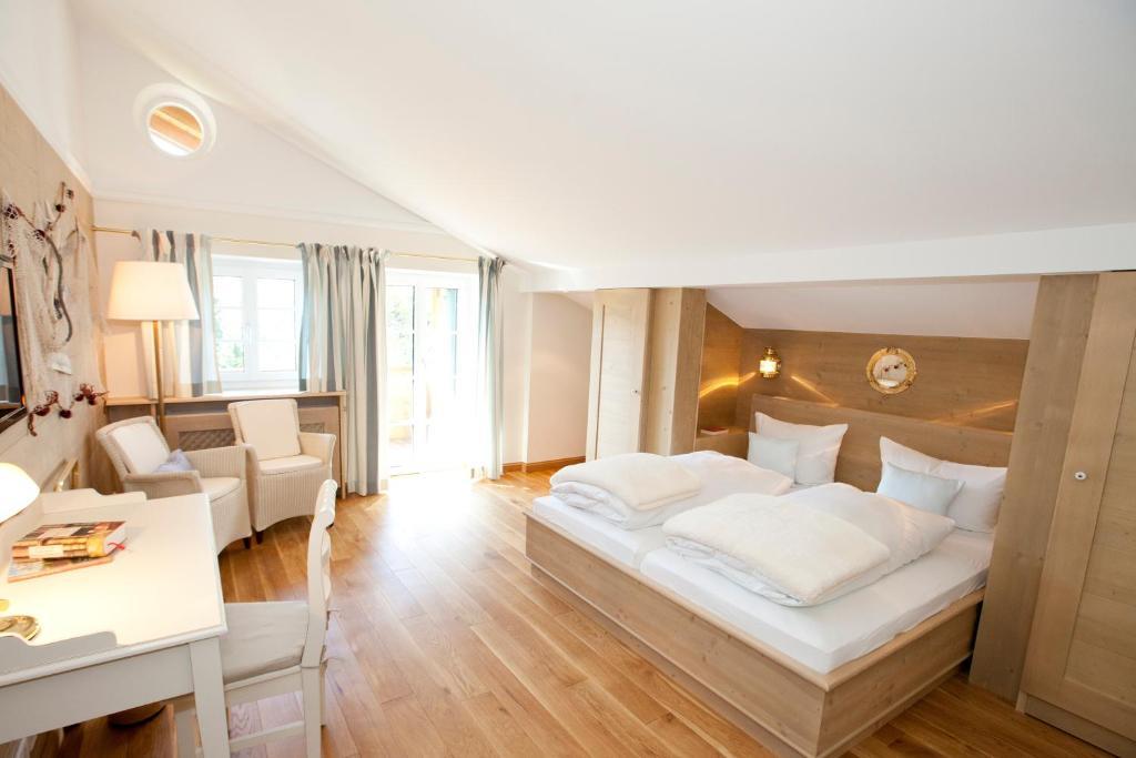 Landhaus Marinella Hotel Garni Бад Виезее Стая снимка
