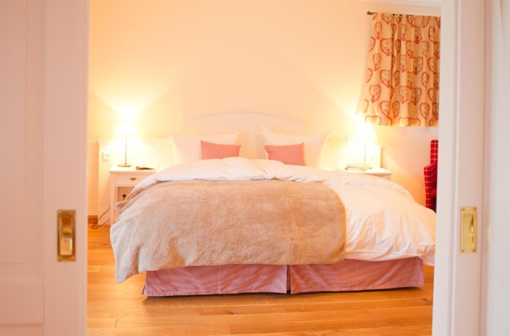 Landhaus Marinella Hotel Garni Бад Виезее Стая снимка